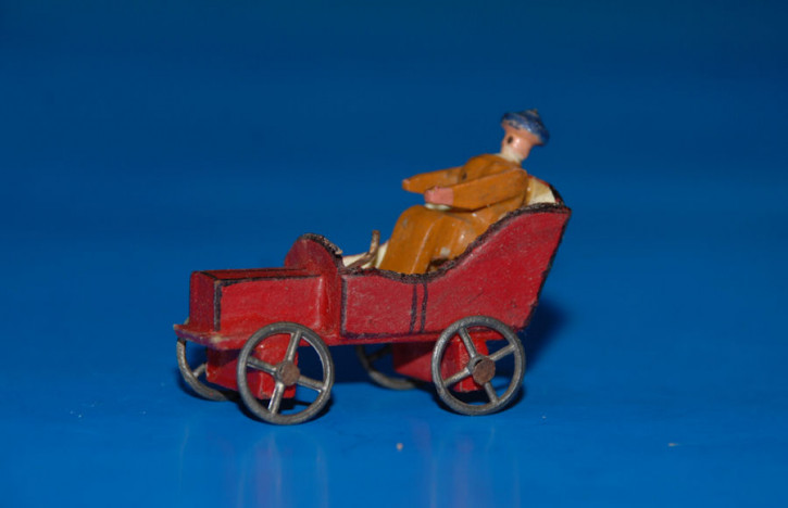 Erzgebirge Miniature Vehicle red oldtimer w. lady * Seiffen 1910