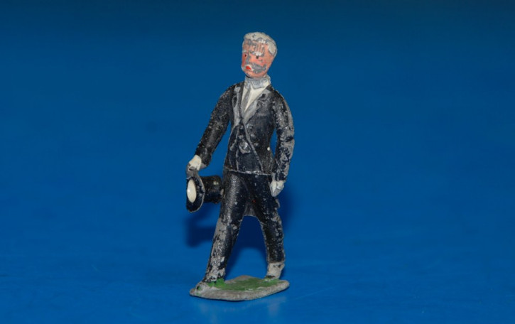 G. Heyde tin figure * Hindenburg in the tail coat & top-hat * 19