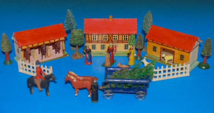 antique Erzgebirge farm scene * 24 part * at 1900