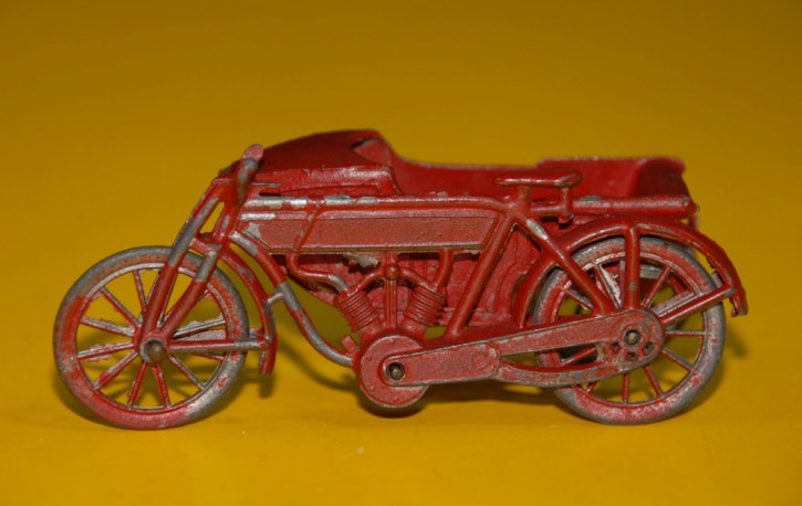 uraltes Penny Toy Beiwagen Motorrad * Zinnguß handbemalt * um 1920