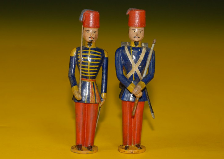 2 antique Erzgebirge soldiers nose figures * Turkish officer & soldier * at 1850