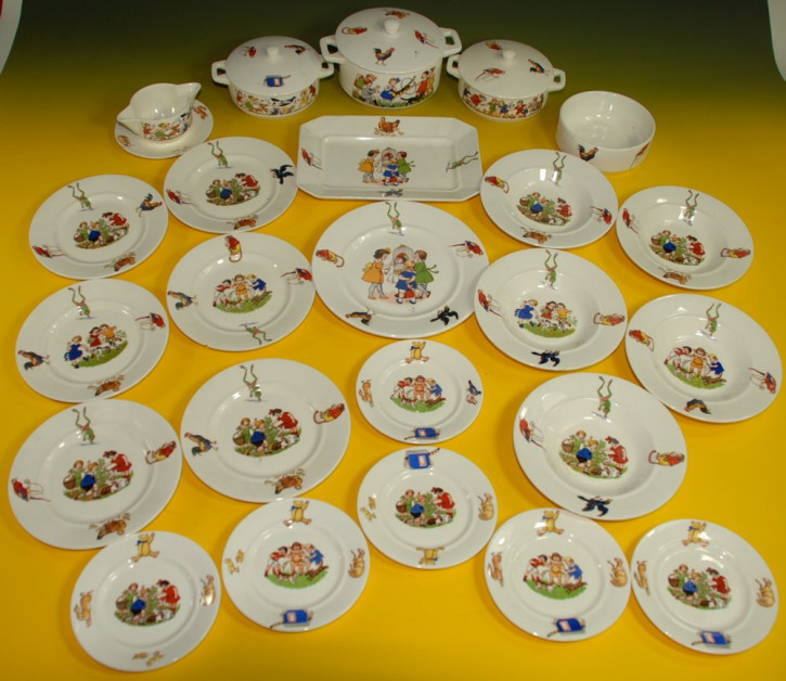 Wächtersbach 24-part children dinner set with child motive * twenties