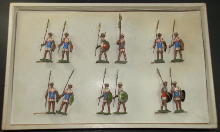 Heyde G. Dresden * tin figures box with 12 Sarazenen/Moors * at 1900