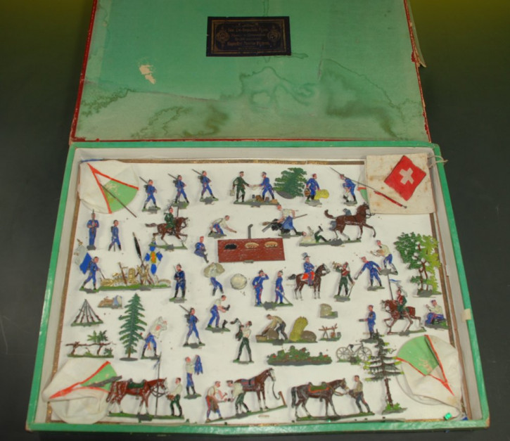 Haffner J. Nbg. Tin figures * Biwack camp lifes in the box * approx. 50 parts at 1900