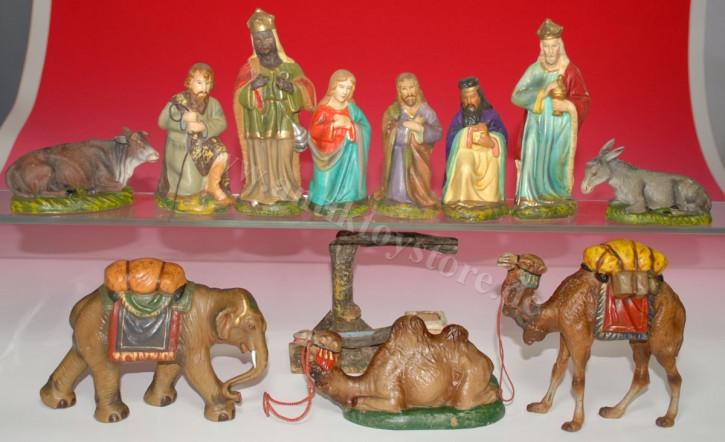 antique large pyramid nativity figures made of paper mache * 12 parts * at 1900