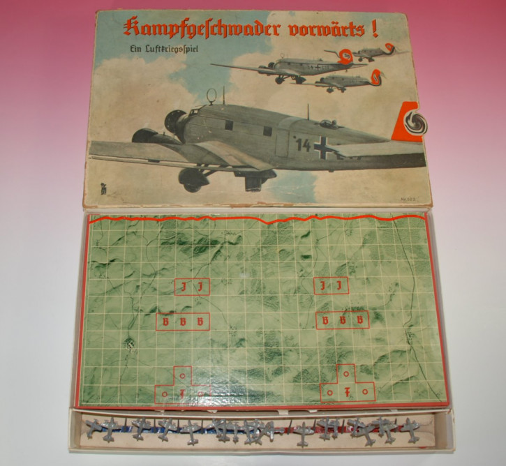 J. Scholz Mainz child's play * Fighter Squadron forward! an air war game from WW2