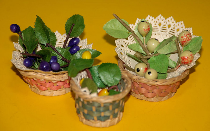 3 x old small shop Baskets fruit goods * at 1900