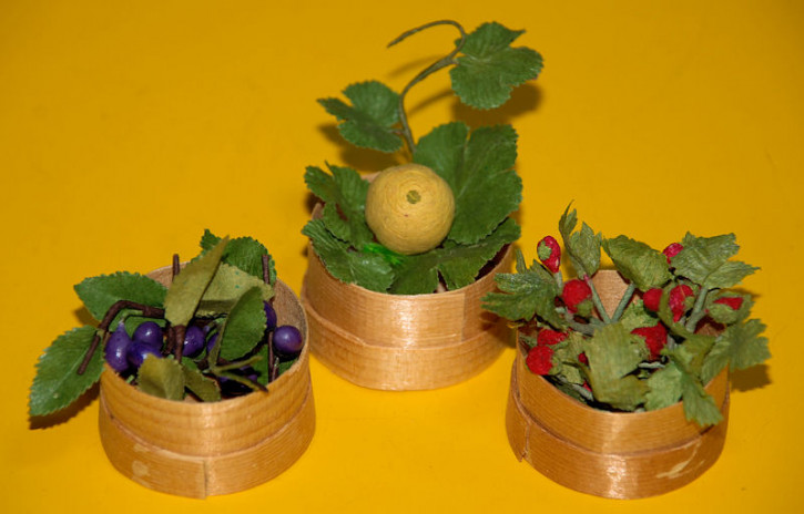 3 x altes Kaufladenzubehör * Obst- & Gemüsewaren * um 1900-1920
