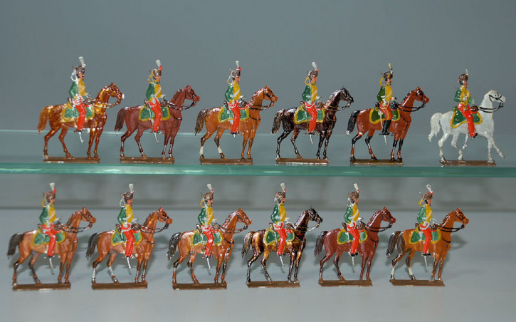 antike Zinnfiguren Französische Husaren Reiter 12 Teile vor 1900