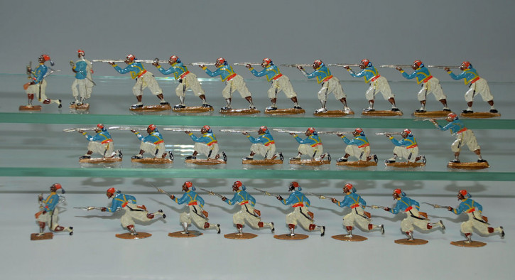 26 antike Zinnfiguren Türken o. Marokaner im Kampf * um 1880