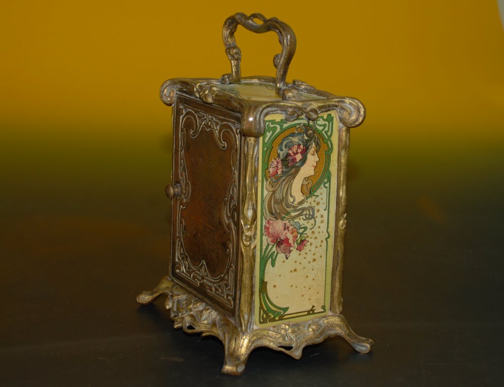 Alfons Mucha of great bronze alarm clock * fire-gilt * France at 1900