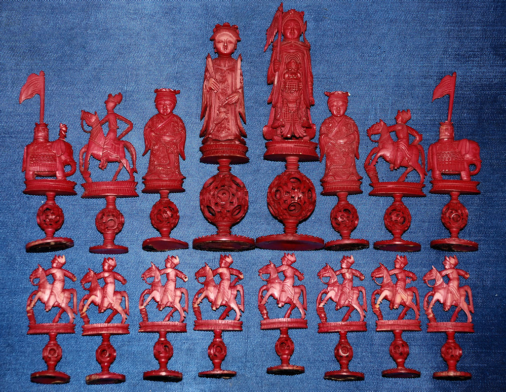 Xiangqi (Chinesische Schach) Figuren, Elfenbein, gravier…
