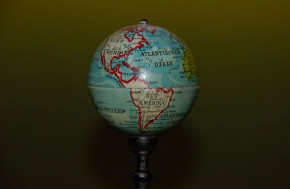 kleiner Kinder oder Puppen Blech Globus * um 1900