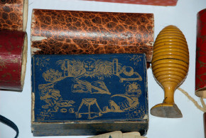 antiker Zauberkasten "Neuer Taschenspieler Apparat" um 1850