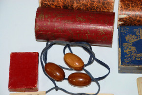 antiker Zauberkasten "Neuer Taschenspieler Apparat" um 1850