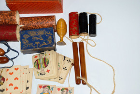 antiker Zauberkasten "Neuer Taschenspieler Apparat" um 1850