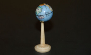 antiker Miniatur Globus für die Puppenstube * um 1860-1880