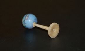 antiker Miniatur Globus für die Puppenstube * um 1860-1880