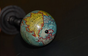 small children or dolls metal globe * Litho.  at 1900