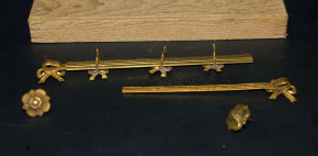 Goldblech Gardinenstange & Raffhalter Erhard & Söhne um 1900