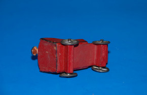 Erzgebirge Miniature Vehicle red oldtimer w. lady * Seiffen 1910