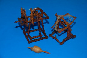 antique dollhouses spinning wheel & thread wickler * 1870-1880