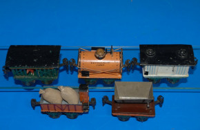 Märklin 5 pieces antique goods trucks * trace 0 * at 1905-1910