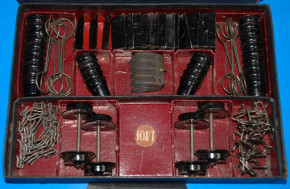 Märklin metal box of building blocks no. 101/1 * additional box of train oil sports facilities * as of 1928