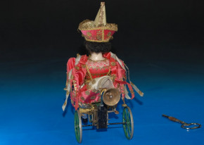 Vichy, Gustave Paris * antique clockwork machine * tricycle with doll "Pauline" * at 1860-1870