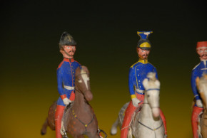 4 Erzgebirge Soldaten auf wippenden Federsockel - Franz. Kavallerie um 1840/1850