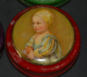 4 small shop miniature tins with child motives * metal litho . at 1900