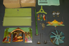 antique Christmas manger angel ringing * metal marked & litho. * in the box with instructions * at 1900-1920