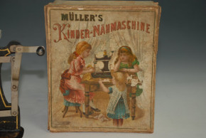 Müller´s Kindernähmaschine im O.K. mit Gebrauchsanleitung * um 1900-1910