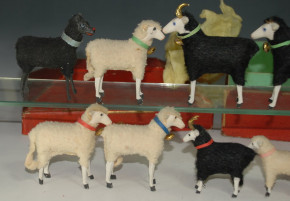 Wool sheep set * 12 part with black sheep & dogs * Germany at 1900