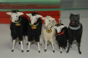 Wool sheep set * 12 part with black sheep & dogs * Germany at 1900