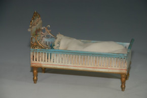 seltenes Märklin Miniatur Puppenhaus Bett * Blech handlackiert um 1900