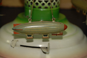 Penny Toy airman merry-go-round with 3 zeppelins & 3 aeroplanes in the box * Germany at 1910-1920