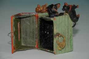 Heyde G. Dresden antique metal cast money box * dog kennel with 3 dachshund * at 1900