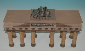 Brandenburg Gate * figures model made of wood, cardboard & tin * thirties