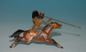 Georg Heyde tin figure * Indians with spear & shield riding on * at 1900