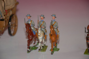 Heyde, Georg pewter figures * protection troop provisions column no. 1109 * 4.8 cm figures in box * at 1900