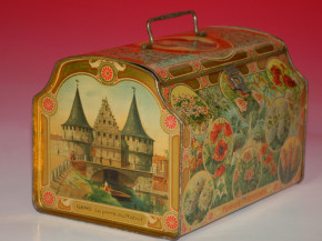 Chocolate tin box MARTOUGIN in the form of a lunchbox * around 1900