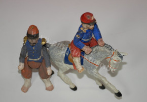 Papier-mâché toy * 2 French soldiers and horse * at 1890