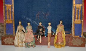 rare antique Biedermeier OPERA theater with 5 Grödnertal wooden dolls * at 1850/1860