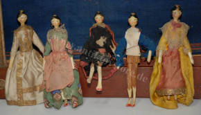 rare antique Biedermeier OPERA theater with 5 Grödnertal wooden dolls * at 1850/1860