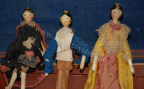 rare antique Biedermeier OPERA theater with 5 Grödnertal wooden dolls * at 1850/1860