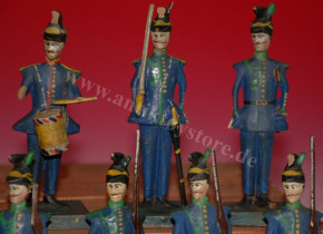 11 antique Grödnertal soldiers * Bavarian hunters in the original wooden box * at 1850