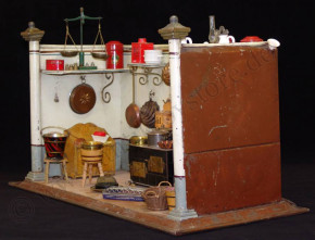 antique MÄRKLIN metal kitchen with accessories * at 1890-1895