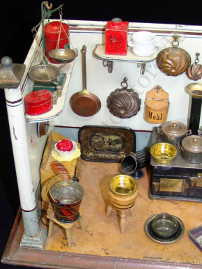 antique MÄRKLIN metal kitchen with accessories * at 1890-1895