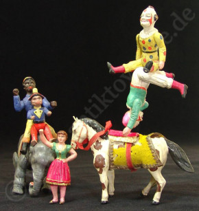 antique Cirkus with mobile figures in box * Germany at 1890